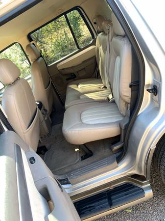 2004 mercury mountaineer - cars & trucks - by owner - vehicle... for sale in Austin, TX – photo 7
