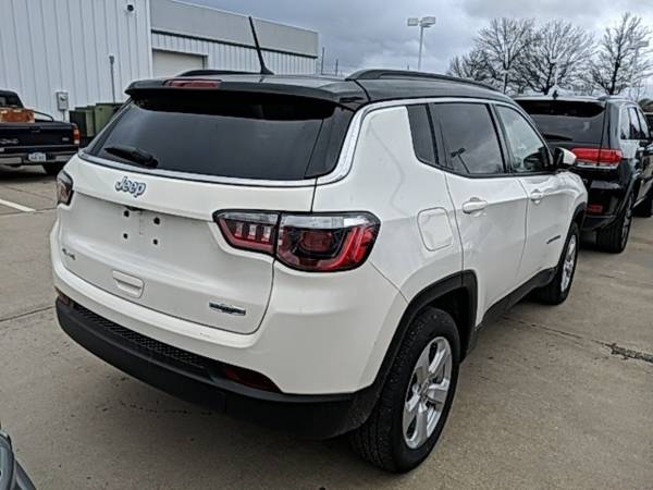2018 Jeep Compass 4WD 4D Sport Utility/SUV Latitude - cars & for sale in Waterloo, IA – photo 5