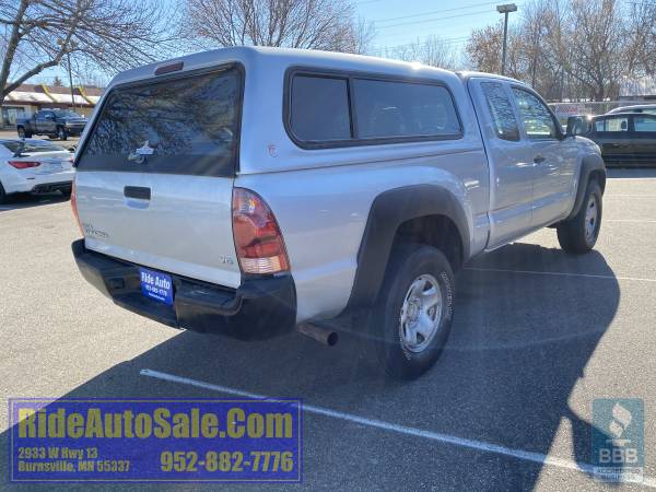 2006 Toyota Tacoma Extended cab 4dr 4x4 4.0 V6 6 speed manual - cars... for sale in Burnsville, MN – photo 5