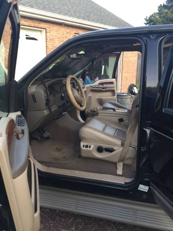 For Sale 2002 Ford Excursion for sale in Fredericksburg, VA – photo 9