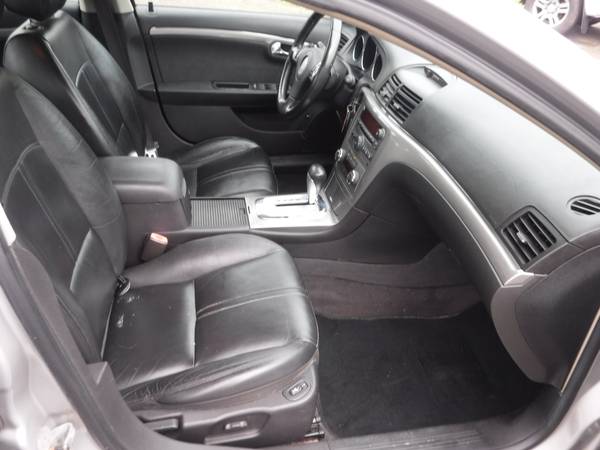 07 Saturn XR 3 6L Auto Loaded! HTD Leather Sunroof for sale in ENDICOTT, NY – photo 10