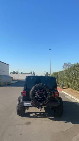 2018 Jeep Wrangler Sahara 4x4 - cars & trucks - by owner - vehicle... for sale in La Mirada, CA – photo 11