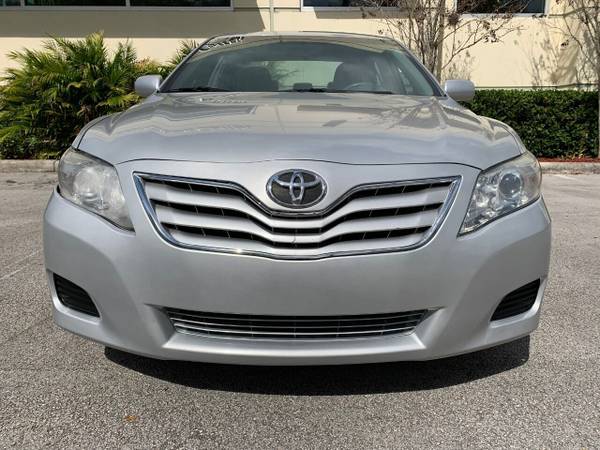 TOYOTA CAMRY LE - cars & trucks - by owner - vehicle automotive sale for sale in Plantation, FL – photo 3