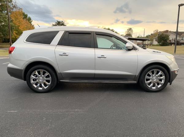 2011 Buick Enclave for sale in Sevierville, TN – photo 3