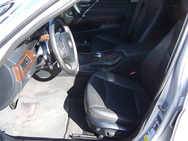 2011 BMW 328i xDRIVE AWD 4-DOOR SEDAN 6CYL CLEAN LOADED LOWER MILEAGE for sale in Joliet, IL – photo 7