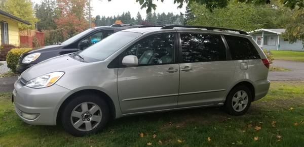 2004 Toyota Sienna XLE for sale in Tacoma, WA
