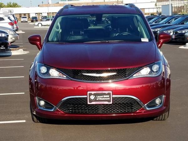 2017 Chrysler Pacifica Touring-L Plus SKU:HR752170 Regular for sale in Westmont, IL – photo 2