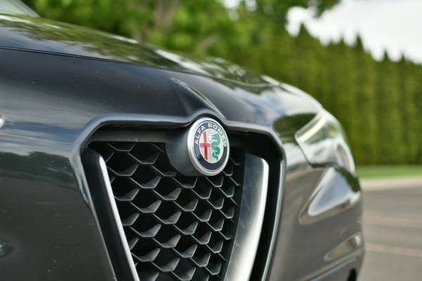2018 Alfa Romeo Stelvio - - by dealer - vehicle for sale in Yakima, WA – photo 5