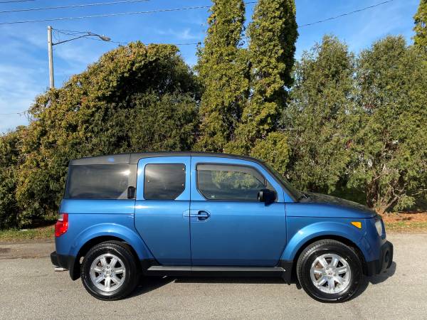 ONLY 89,000 MILES! 2008 HONDA ELEMENT EX ALL WHEEL DRIVE 1OWNER -... for sale in Cedar Rapids, IA – photo 8