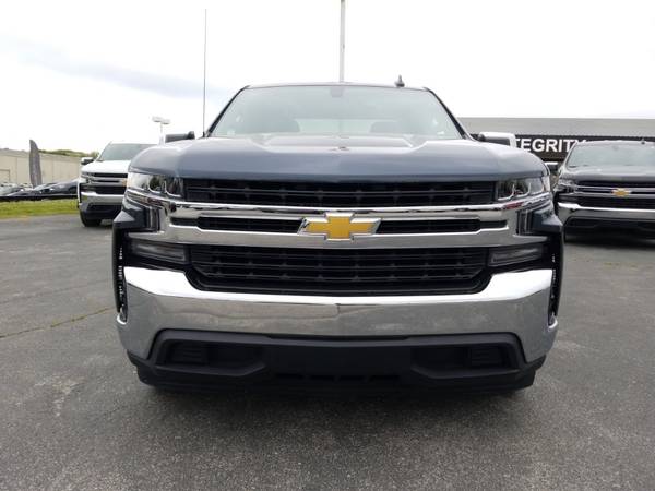 2020 Chevrolet Chevy Silverado 1500 LT - - by dealer for sale in Chattanooga, TN – photo 12