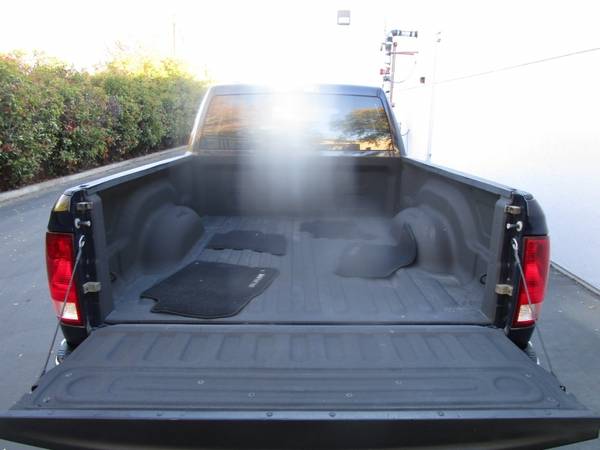 2013 Ram 1500 - RECENTLY SMOGGED - 6 SEATER - AC AND HEATER WORKS -... for sale in Sacramento , CA – photo 17