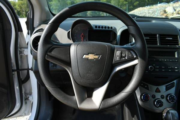 2015 *Chevrolet* *Sonic* *LS* - cars & trucks - by dealer - vehicle... for sale in Naugatuck, CT – photo 21