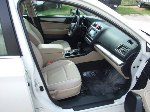2017 Subaru Legacy Premium AWD - 1 owner, heated seats, eyesight pkg! for sale in Vinton, IA – photo 16