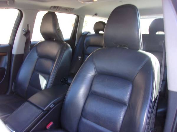 2010 Volvo XC70 3 2 AWD Wagon, 157k Miles, P Roof, Grey/Black, Clean for sale in Franklin, MA – photo 9