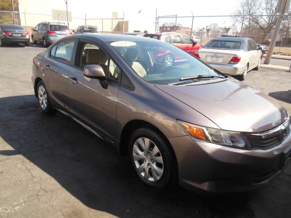 2012 hona civic - - by dealer - vehicle automotive sale for sale in West Hartford, CT – photo 3