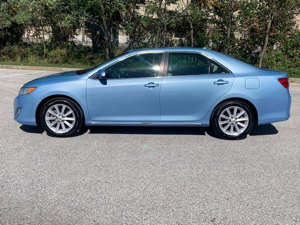 2013 TOYOTA CAMRY XLE ORIGINAL 18,200 MILES FULLY LOADED EXTRA CLEAN... for sale in Halethorpe, MD – photo 3