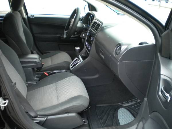 Dodge Caliber Extra Clean and Great on Gas 1 Year Warranty for sale in Hampstead, ME – photo 9