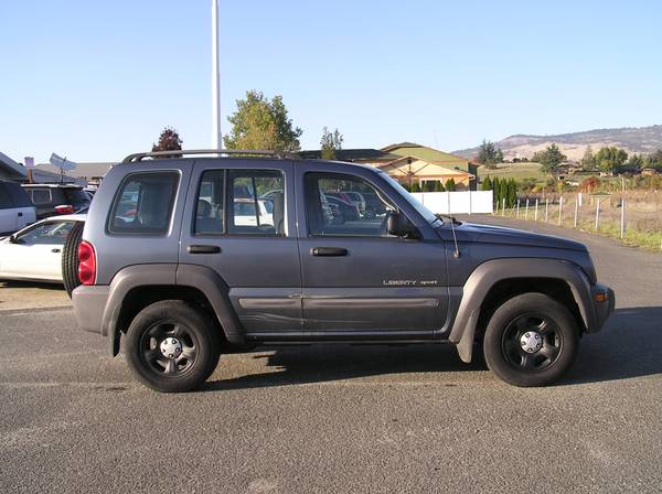2002 JEEP LIBERTY SPORT for sale in Ashland, OR – photo 10