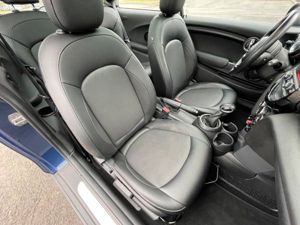 2015 MINI Cooper 2-door - automatic, panoroof, 1 owner, we finance -... for sale in Middleton, MA – photo 19