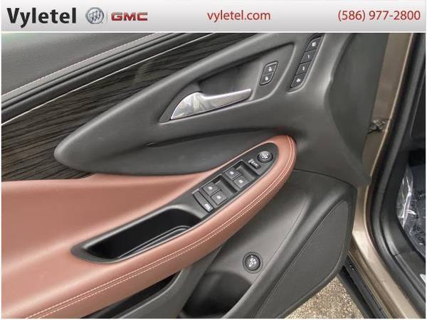 2018 Buick Envision SUV FWD 4dr Essence - Buick Bronze Alloy for sale in Sterling Heights, MI – photo 16
