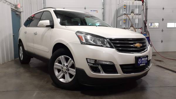 2013 CHEVROLET TRAVERSE LT AWD SUV, STUNNING - SEE PICS - cars &... for sale in Gladstone, MI – photo 2