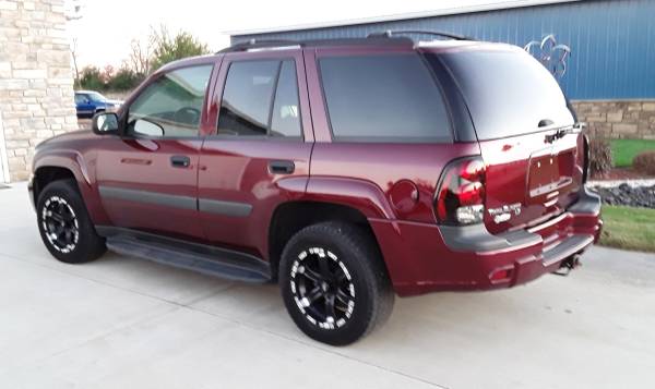 2005 Chevy Trailblazer - cars & trucks - by dealer - vehicle... for sale in Plover, WI – photo 4