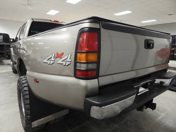 2003 Chevrolet 3500, Crew Cab, Dually, 8.1 L, 4x4 - cars & trucks -... for sale in Osage City, OK – photo 3