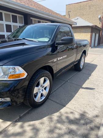 Dodge 2012 Ram 1500 Sport 5 7 hemming short box - - by for sale in Chicago, WI – photo 2