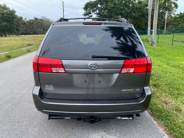 2004 Toyota Sienna $3999 - cars & trucks - by owner - vehicle... for sale in Fort Myers, FL – photo 5