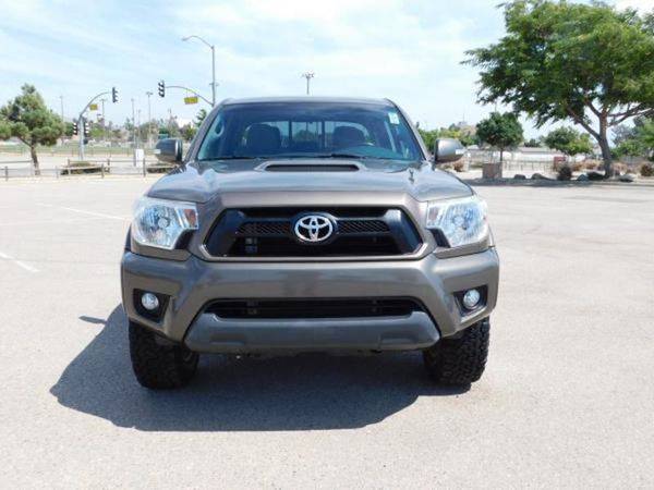 2015 Toyota Tacoma V6 4x4 4dr Double Cab 5.0 ft SB 5A - THE LOWEST... for sale in Norco, CA – photo 2