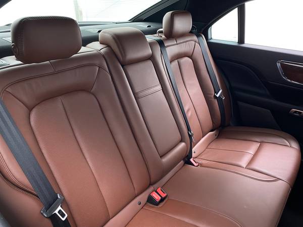 2018 Lincoln Continental Reserve Sedan 4D sedan Beige - FINANCE... for sale in Fresh Meadows, NY – photo 18