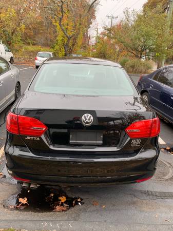 2014 Volkswagen Jetta - cars & trucks - by owner - vehicle... for sale in East Lyme, CT – photo 3