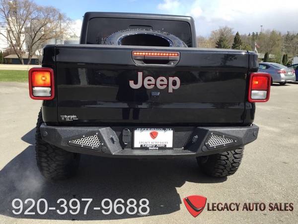 2020 JEEP GLADIATOR RUBICON - - by dealer - vehicle for sale in Jefferson, WI – photo 19