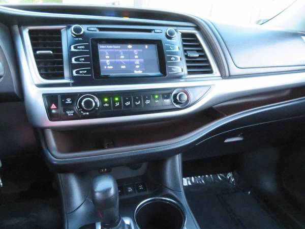 2014 Toyota Highlander LE Plus AWD 4dr SUV - - by for sale in Sacramento , CA – photo 11