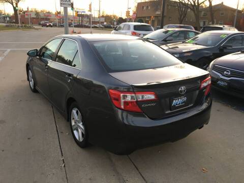 2013 Toyota Camry SE - cars & trucks - by dealer - vehicle... for sale in milwaukee, WI – photo 3