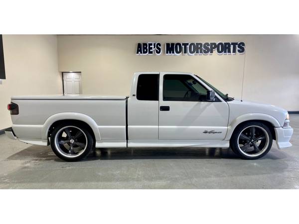 2001 CHEVROLET S-10 EXT CAB 123 WB - cars & trucks - by dealer -... for sale in Sacramento , CA – photo 4