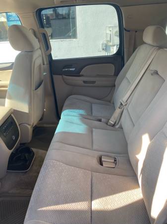 07 Yukon XL - Drives Great, Fully Detailed - cars & trucks - by... for sale in Laurel, District Of Columbia – photo 8
