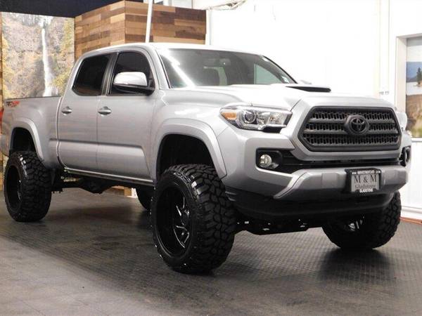 2016 Toyota Tacoma TRD Sport 4X4/LIFTED 6 INC w/MUD TIRES/SHARP for sale in Gladstone, OR – photo 2