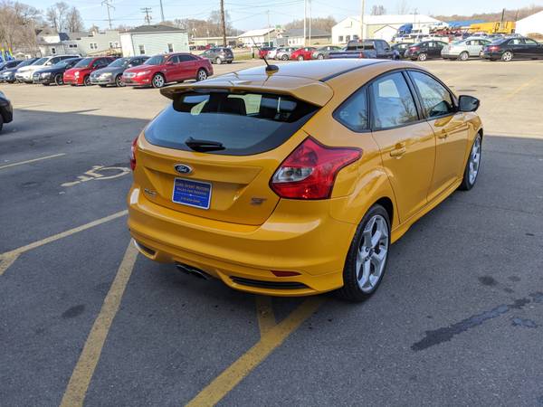 2013 Ford Focus ST - cars & trucks - by dealer - vehicle automotive... for sale in Evansdale, IA – photo 8