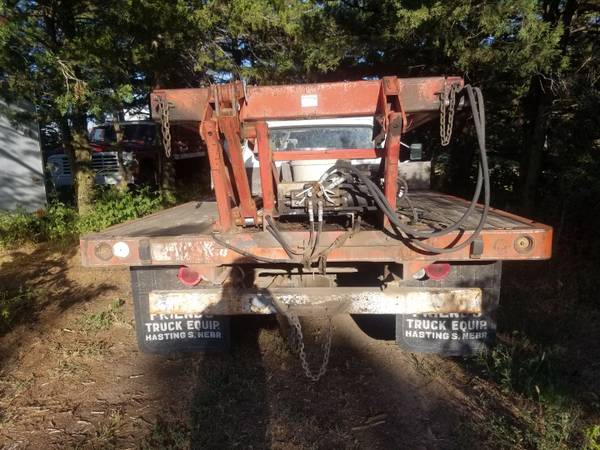 1972 Dodge 1 Ton Flat Bed with Hoist and Bale Bed for sale in Stratton, NE – photo 3