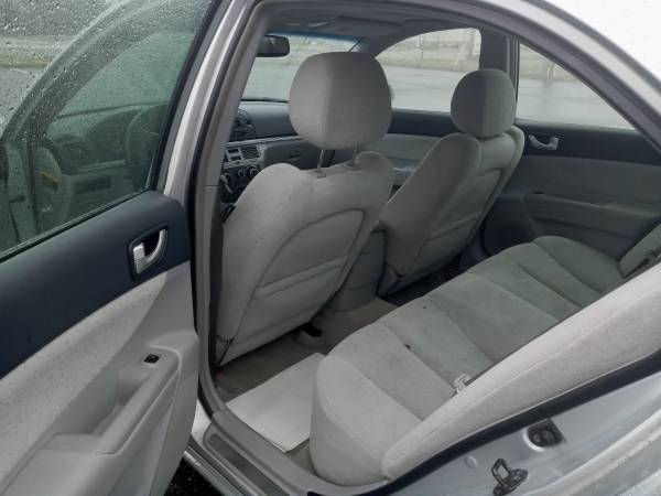 Hyundai Sonata v6 - - by dealer - vehicle automotive for sale in Fredericksburg, VA – photo 4