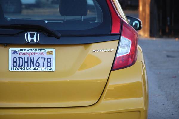2018 Honda Fit Sport 4D Hatchback 2018 Honda Fit Yellow 1.5L I4 FWD... for sale in Redwood City, CA – photo 7