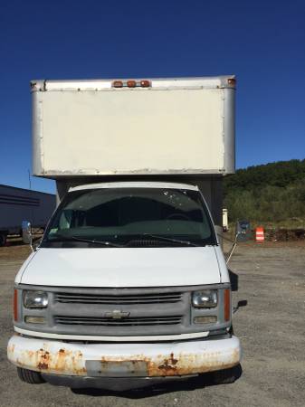 2000 Chevy Box Truck 16ft for sale in Worcester, MA – photo 6