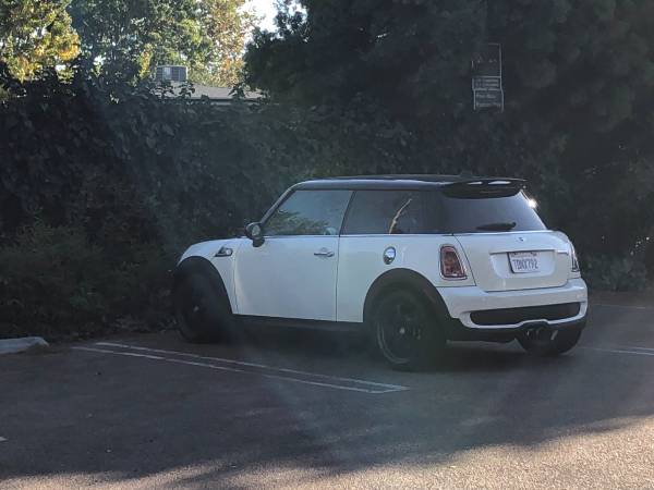 2010 Mini Cooper S - cars & trucks - by owner - vehicle automotive... for sale in Santa Monica, CA – photo 2