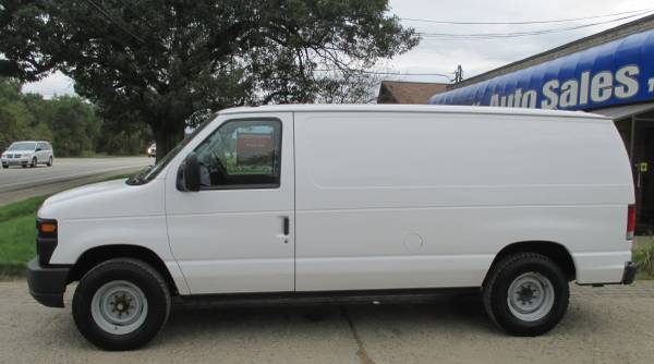 GREAT DEAL!*2009 FORD E-150*CARGO VAN*RUNS GREAT*VERY CLEAN*GREAT DEAL for sale in Waterford, MI – photo 2