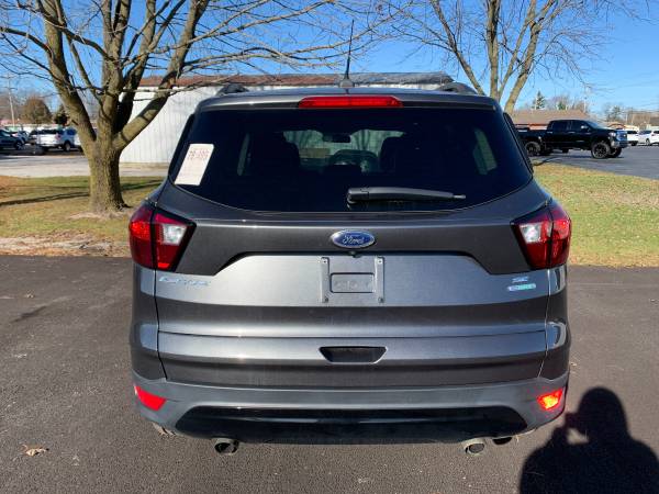 2019 FORD ESCAPE SE (A46385) - cars & trucks - by dealer - vehicle... for sale in Newton, IN – photo 3