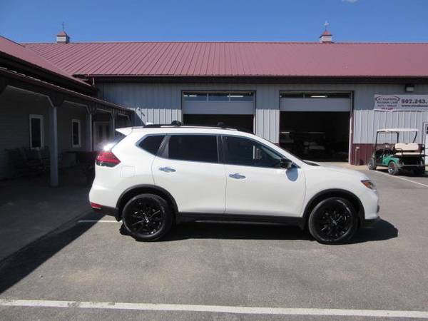 2017 Nissan Rogue SV Midnight Edition Edition - - by for sale in Madison Lake, MN – photo 3