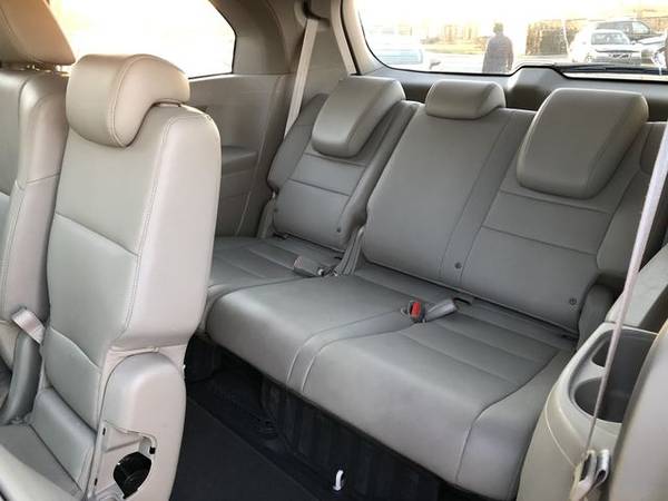 20 OFF 2011 Honda Odyssey - - by dealer - vehicle for sale in Hyattsville, District Of Columbia – photo 13