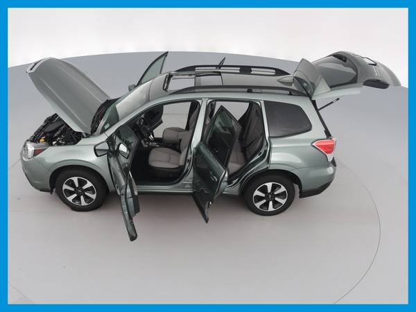2018 Subaru Forester 2 5i Premium Sport Utility 4D hatchback Gray for sale in Dallas, TX – photo 16