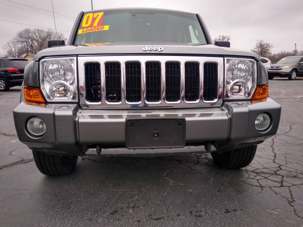 2007 Jeep Commander Limited V-8 4X4 ! Priced to move ! - cars & for sale in Spring Hill, MO – photo 3